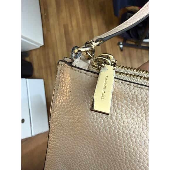 Michael Kors Adele Leather Crossbody Bag Pink Pebbled Gold Hardware Double Zip - Picture 5 of 12